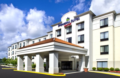 Danbury Hotel | SpringHill Suites Danbury