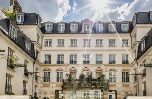 Quartier de la Goutte-d'Or Hotel | Kube Hotel Paris