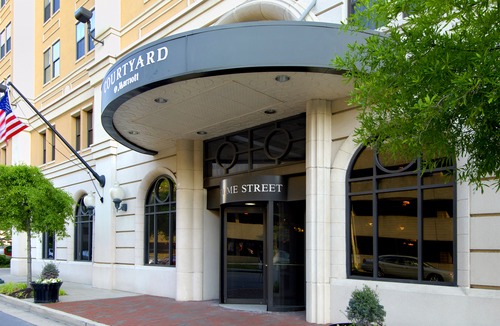 Downtown Hotel | Courtyard by Marriott Norfolk Downtown