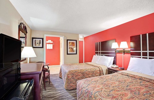 Ridgefield Hotel | Days Inn by Wyndham Ridgefield NJ