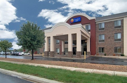Lee's Summit Hotel | Comfort Inn Lees Summit