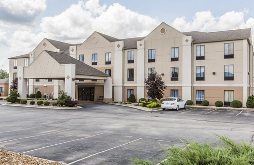 Sullivan Hotel | Comfort Inn Sullivan