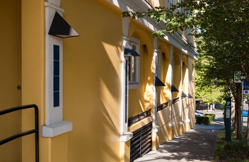 Lower Queen Anne Hotel | The Mediterranean Inn