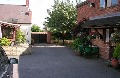 Ibstock Hotel | The Post House