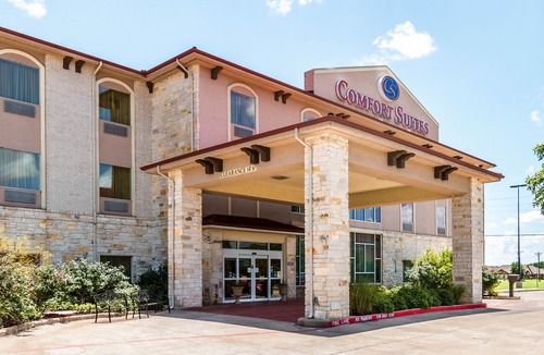 Granbury Hotel | Comfort Suites Granbury