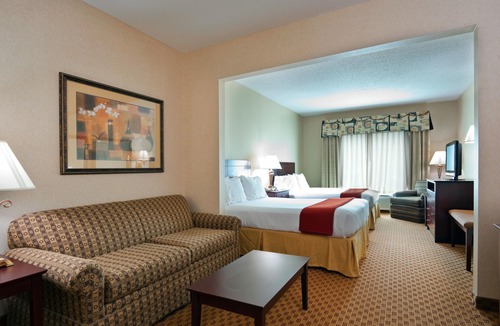Harriman Hotel | Holiday Inn Express Hotel & Suites Harriman, an IHG Hotel
