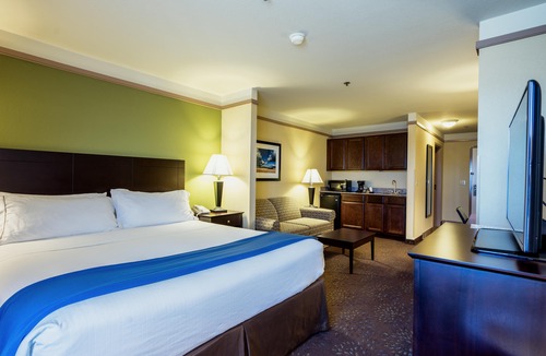 Tyrone Hotel | Holiday Inn Express Silver City, an Ihg Hotel
