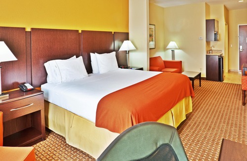 Bartlesville Hotel | Holiday Inn Express Hotel & Suites Bartlesville, an Ihg Hotel
