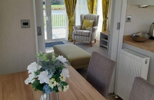 Great Houghton Cabin | 2 bedroom accommodation in Great Billing