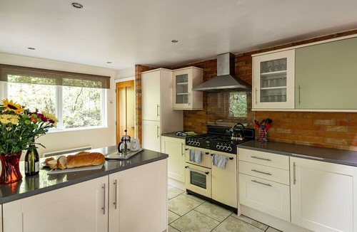 Farley Cabin | 4 bedroom accommodation in Oakamoor