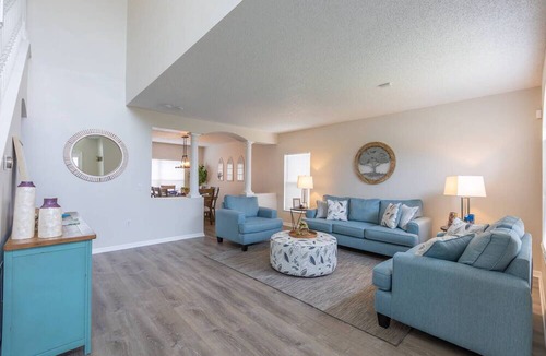 Poinciana House | Getaway & Comfy House w/ Pool!