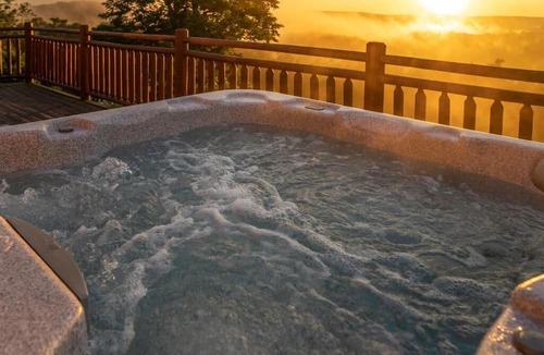 Ponca Cabin | Mountain Sunset Cabin w/Hot Tub