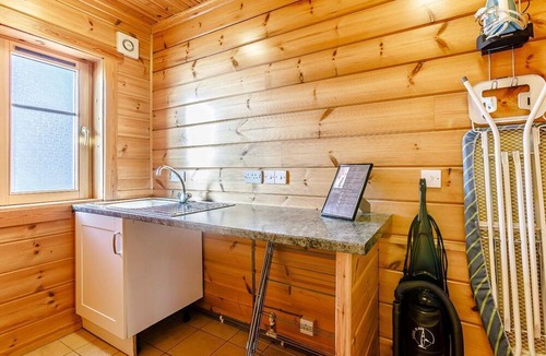 Ledbury Cabin | 3 bedroom accommodation in Ledbury