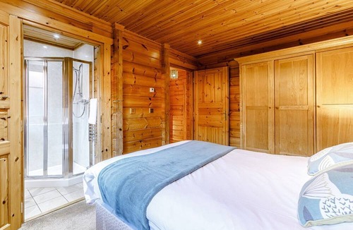 Ledbury Cabin | 3 bedroom accommodation in Ledbury