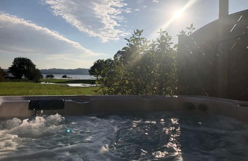 Balmaha Cabin | 2 bedroom accommodation in Balmaha