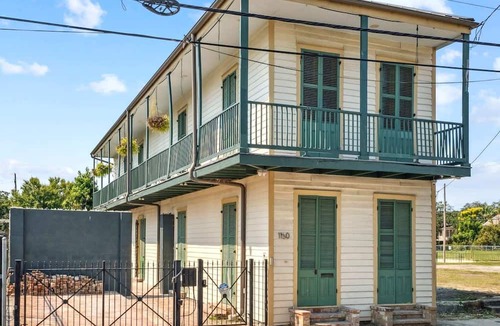 Seventh Ward House | Rustic Industrial Home w heated Pool/Hot Tub, Steps to FQ