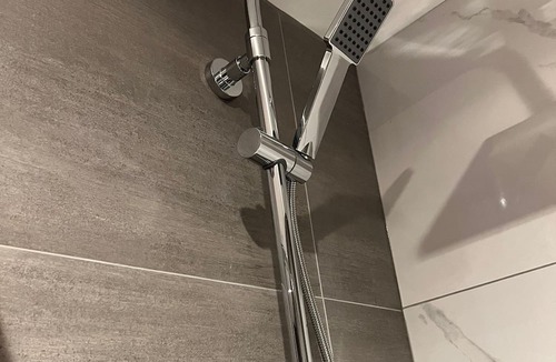 Walpole Apartment | Studio apartment in Ealing F5