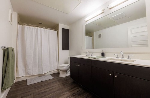 Ballpark Apartment | A Central Denver Getaway - LoDo