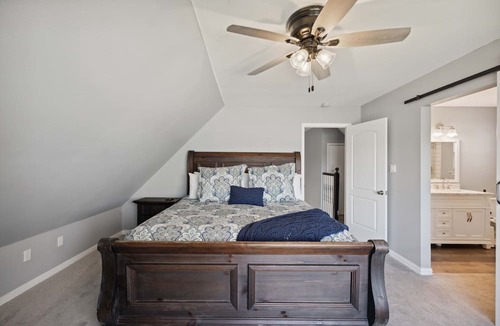 Fort Worth House | Secluded Lake Front Delight!