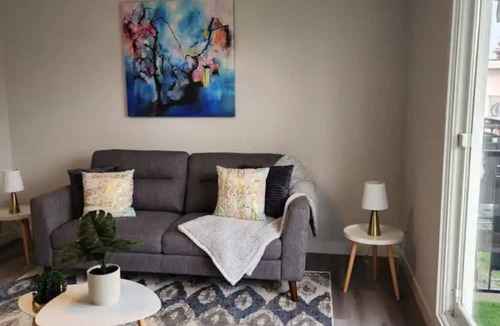 Northwest Calgary Condo | Call It Home