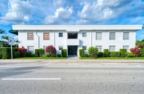Lake Worth House | Golf Course Views - 2bd/2ba