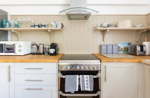 Bouvet Island House | Amazing Georgian Cotswold Apartment