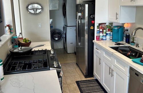 Oceanside Condo | 2 Bed 1 Bath Private Tiki Patio