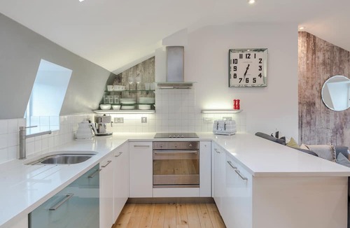 Kings Cross St. Pancras Apartment | Central Kings Cross Penthouse