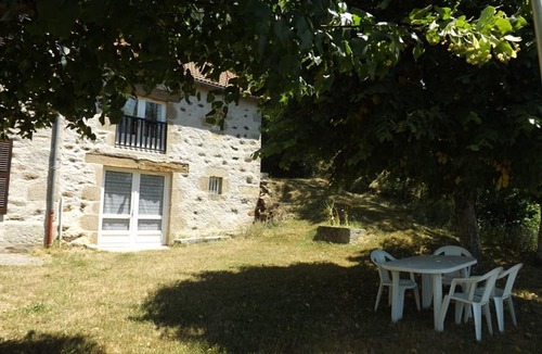 Lorcieres Cottage | Gite Lorcières, 2 bedrooms, 4 persons