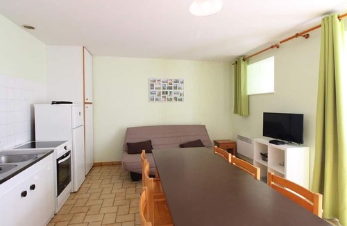 Lorcieres Cottage | Gite Lorcières, 2 bedrooms, 4 persons
