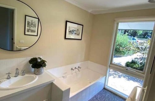 Dixons Creek Apartment | Mt Hope Estate Vineyard Accomodation