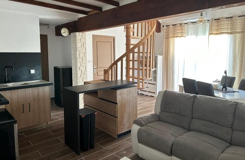 Suze-la-Rousse Villa | Maison en Campagne Avec Piscine