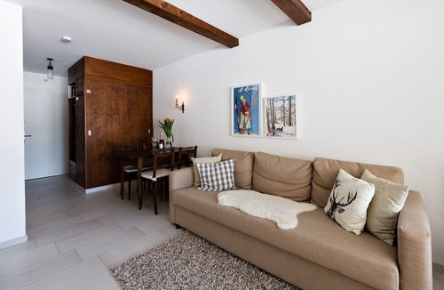 Champfer Apartment | Cozy studio in Champfèr / St.Moritz (B4)