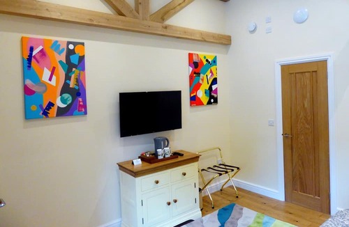 Lower Assendon Bed & Breakfast | Luxury 5 star Lavender room