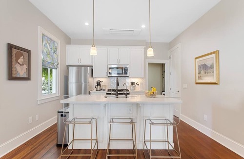 French Quarter Apartment | Dianna Browns Place | Historic District