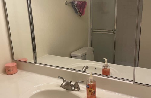 Towson Apartment | Lovely 2 Bedroom unit surrounded by nature