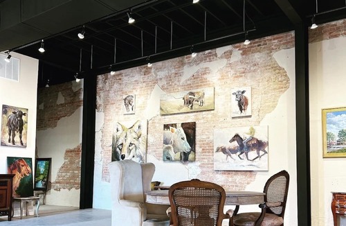 Buffalo Apartment | 4 Luxury Suites in a beautifully restored historic building in Buffalo, Texas.