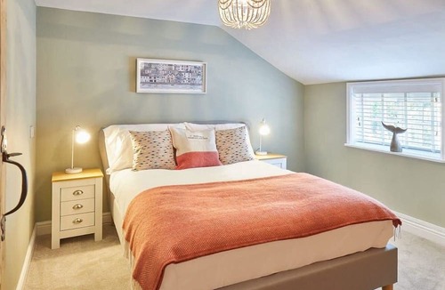 Whitby House | Host & Stay | Spring Cottage