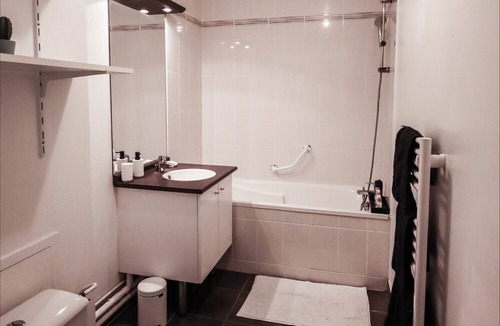 Marcq-en-Baroeul Apartment | Superb apartment with jacuzzi and terrace.