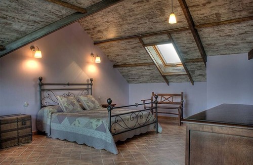 Alia Ski Chalet | Homerez - Chalet for 10 ppl. with swimming-pool and terrace at Pantano de Cijara