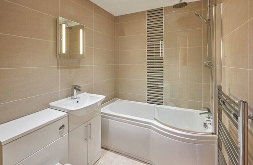 RopeWalks Apartment | Host & Stay | Concert Square