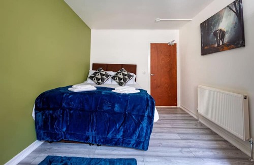 City Centre Glasgow Apartment | Dalhousie Lower Apartment