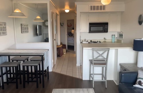 Galveston Condo | Merry Mermaid Seawall Condo
