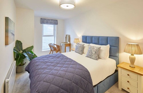 Whitley Bay House | Host & Stay | 3 Queens Court