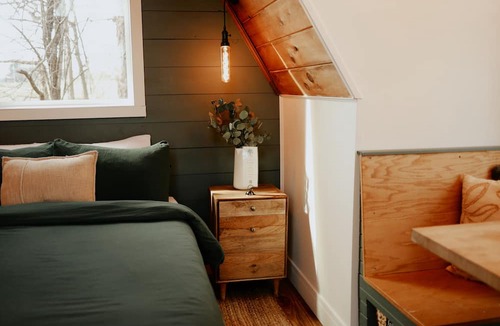 Montgomery Cabin | The Step. Beautiful Cozy A frame on Farm + River