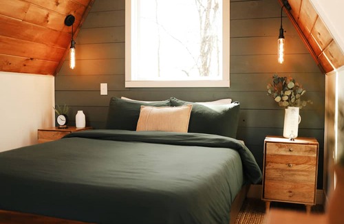 Montgomery Cabin | The Step. Beautiful Cozy A frame on Farm + River