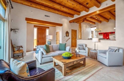 Tesuque House | Bishop`s Lodge Villa 38M | 2 Bed, 2 Bath