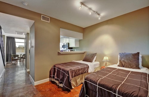 Civic District Apartment | The Littlefields by Lodgewell | Updated Loft | B5