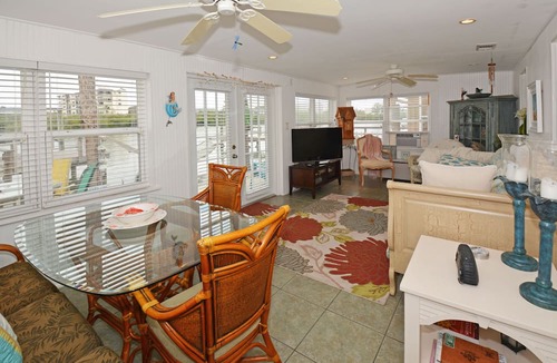Independence Square House | Awesome Location! WATERFRONT HOME AND DOCK