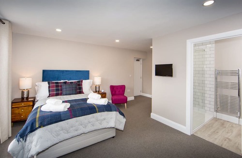 Redhill Hotel | Darlington Arms